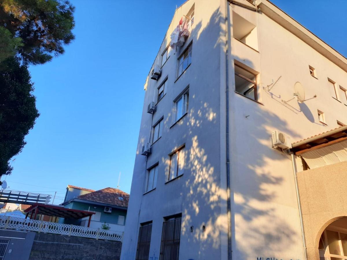 Apartman Matea Appartement Zadar Buitenkant foto